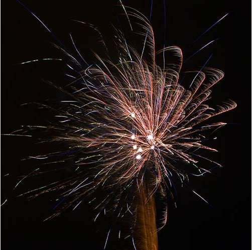  Pyro Complete 141 shots, Compact multi-cake, SkyBee